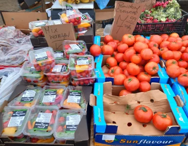 Miniatura: „Wojna handlowa na poziomie sklepów...