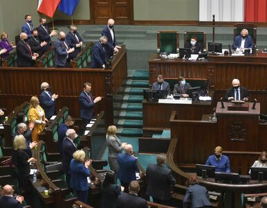 Miniatura: Sejm przyjął część poprawek Senatu. Budżet...