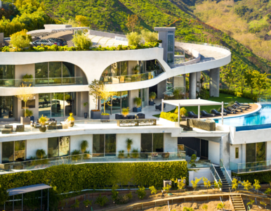 Travis Scott, raper i były chłopak Kylie Jenner, kupił dom za 23,5 mln...