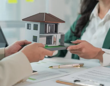 Miniatura: Wiosenna obniżka stóp NBP. Eksperci...