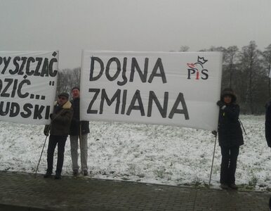 PiS rozmawia o polskiej wsi. PSL i rolnicy protestują i wytykają m.in....