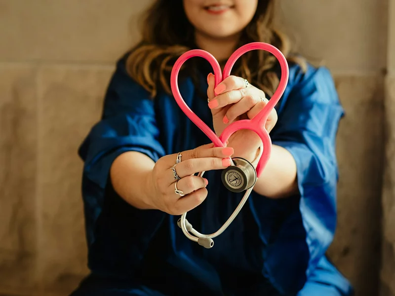 Dobrowolne ubezpieczenie NFZ za 18 tys. zł dla Ukraińców. Dla Polaków też