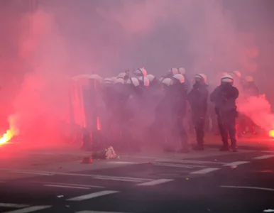 Miniatura: Fotoreporter postrzelony przez policję...