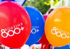 Miniatura: Nowe 800 plus. ZUS apeluje do rodziców o...