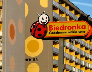 Miniatura: Piwo za darmo w Biedronce. Sieć znów...
