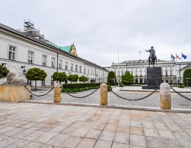 Miniatura: Spór o e-papierosy. Chiński import,...