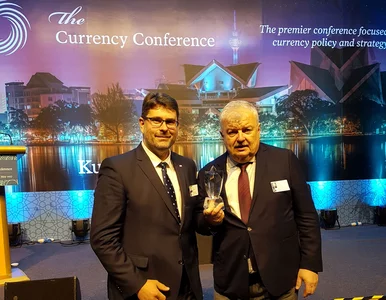 Miniatura: Sukces NBP i PWPW. Polski banknot z...