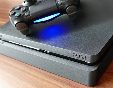 Miniatura: Gratka dla fanów PlayStation. Wersja Slim...