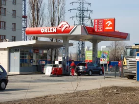 Miniatura: Tyle zarabia kasjer na stacji Orlen. Na...
