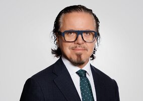 Miniatura: Gigant w opałach. Balczun: „Płynność...