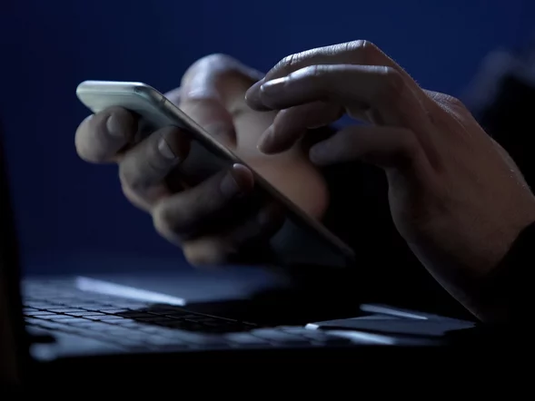 Miniatura: Przez jeden telefon możesz stracić...