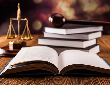 Miniatura: Umowa dowodowa, czyli pomysł na...