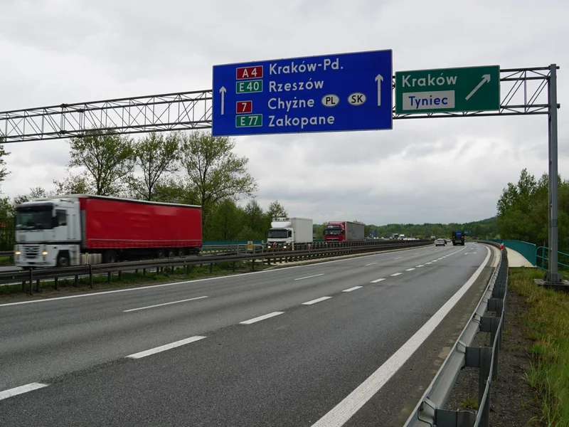 Koniec opłat na jednej z najdroższych dróg w Polsce. Kierowcy czekają na tę datę