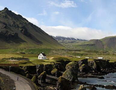 Miniatura: Turyści zadeptują Islandię. Premier...