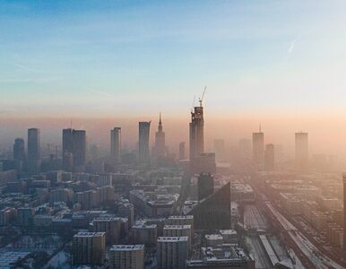 Fatalna jakość powietrza w Polsce. Smog w Warszawie można kroić nożem